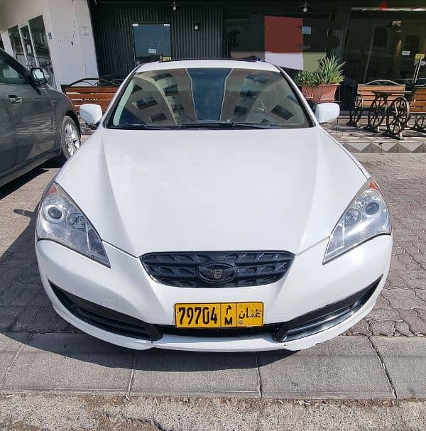 Hyundai Genesis 2011 Coupe 0