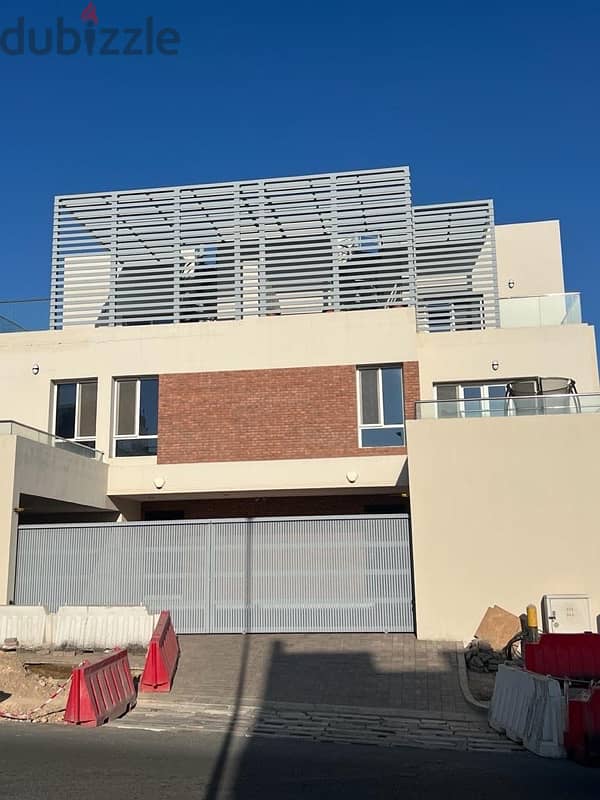 4+1 BD |  swimming pool | lift 0