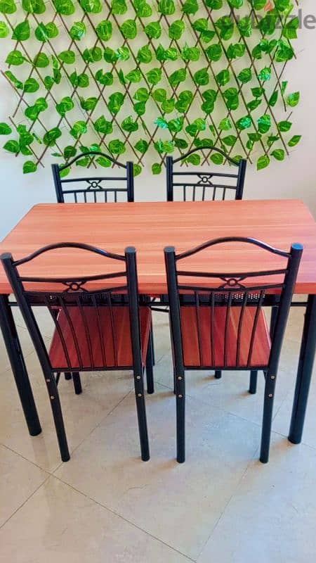 table + chair good condition 0