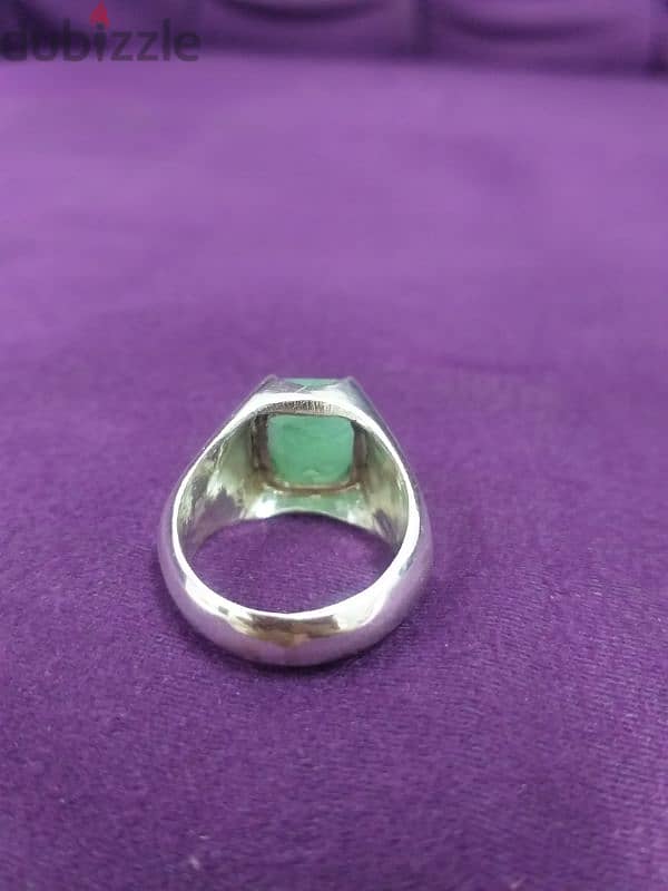 خاتم زمرد روسي طبيعي مع شهادة المختبر natural russian emerald ringe 4