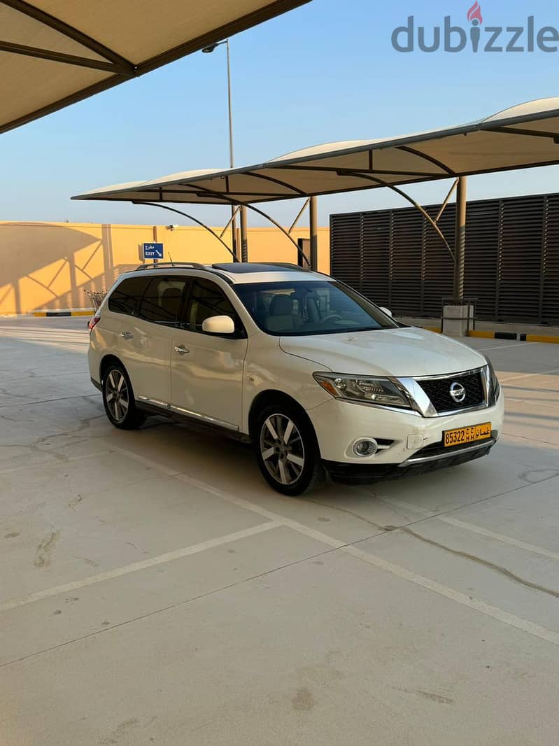 Nissan Pathfinder 2015 0