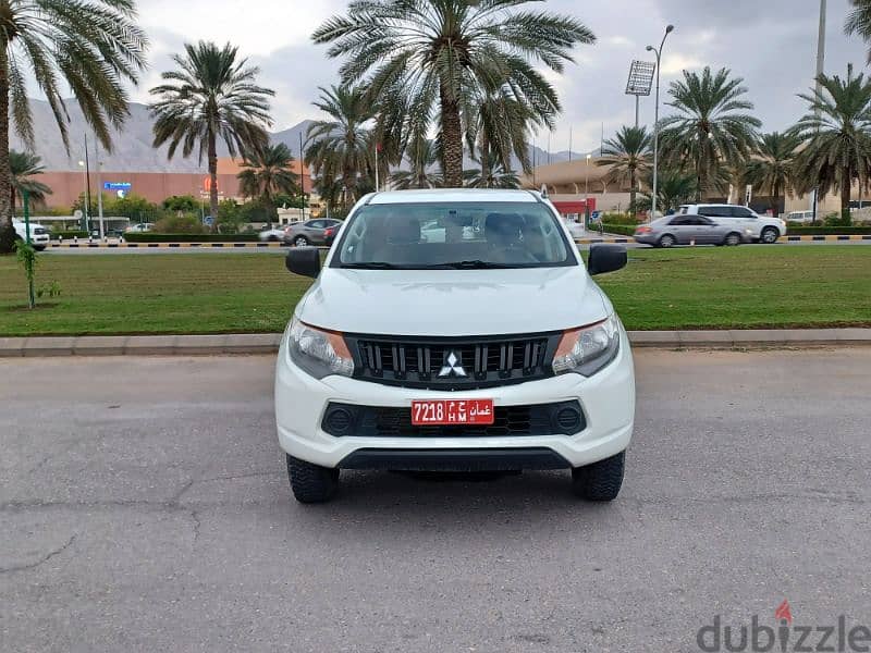 Mitsubishi L200 pickup diesel model 2017 good condition for sale. 0