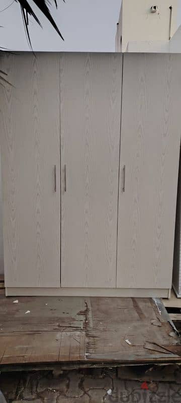 three door wardrobe for sale 3