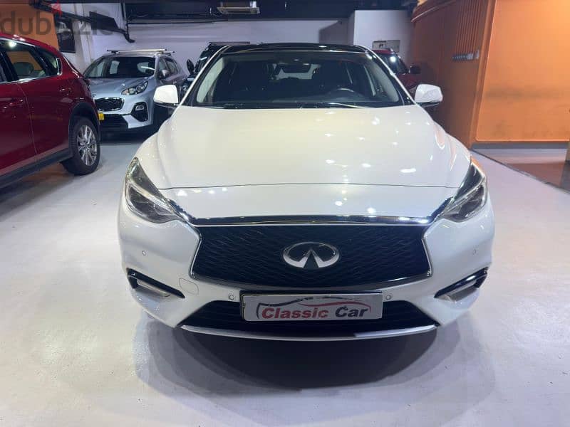 Infiniti Q30 2017 0