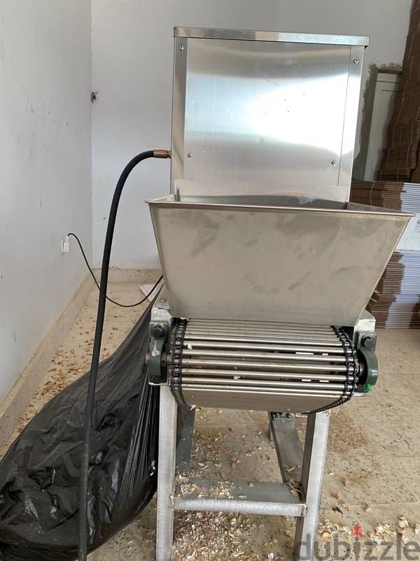 Selling Garlic peeling machine with compressor 1