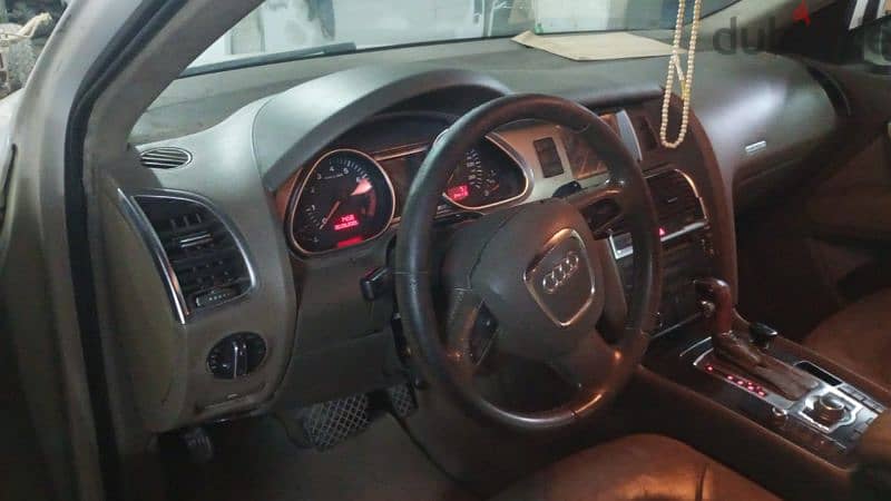 Audi Q7 2007 0