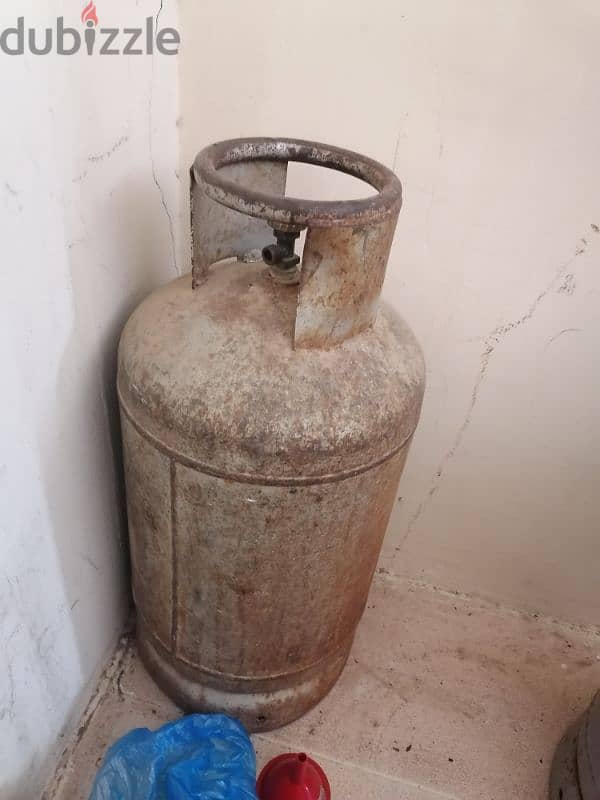 gas cylinder 0