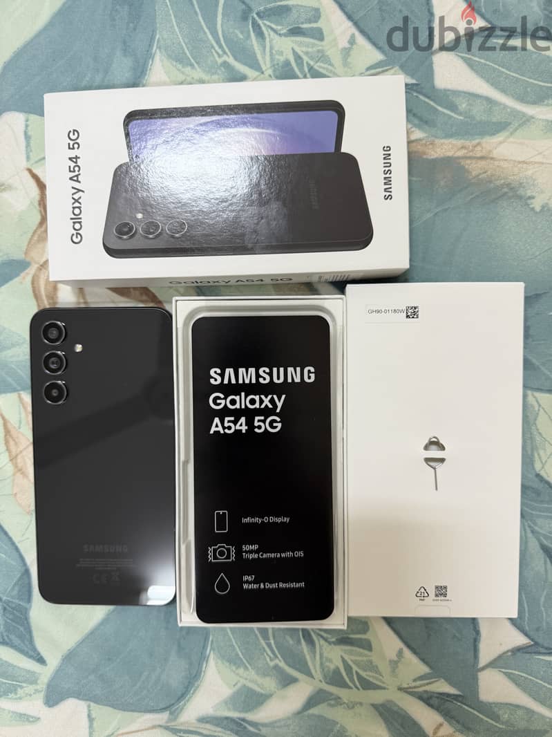 Samsung A54 128gb same as new!! Bought last year only 1