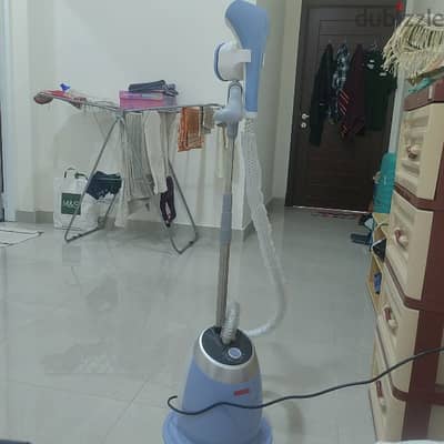 steam iron with excellent condition