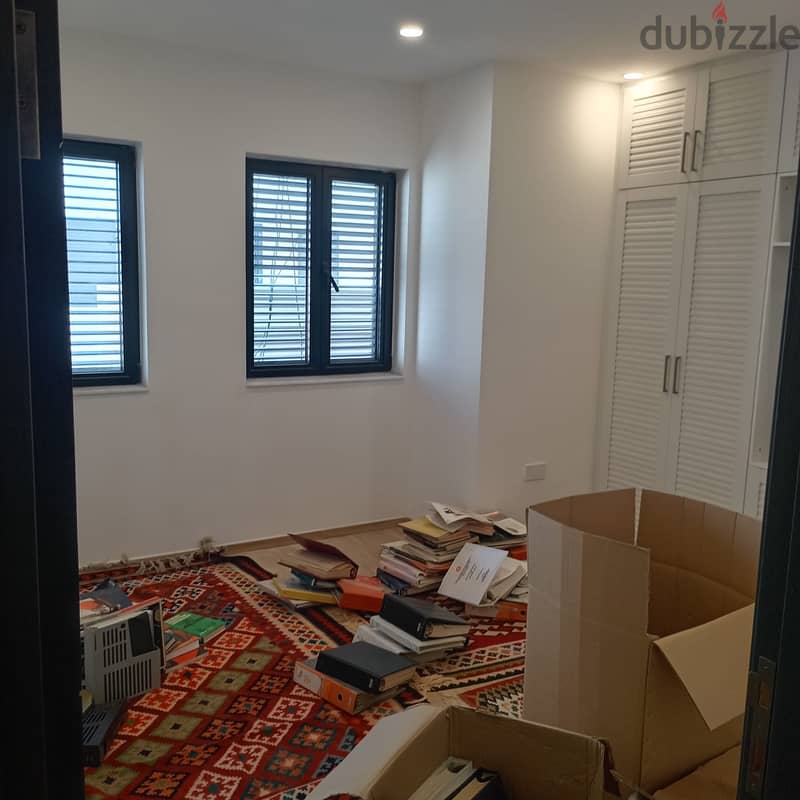 Luxury 4br  Penthouse for Rent in Muscat Hills, Oman 13