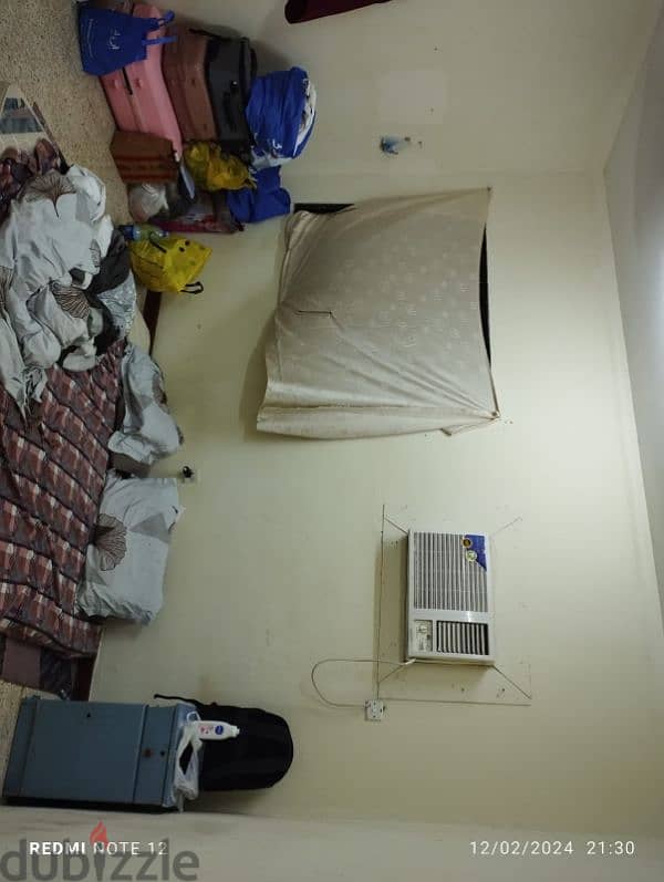 Room Available 80 riyal low price me available 0