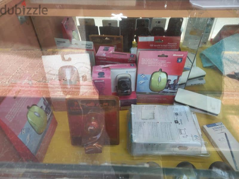 mobile phone shop 8