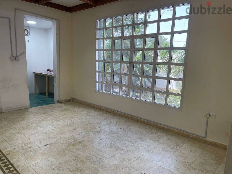 studio for rent azaiba near beach استديو بالعذيبة للايجار 12