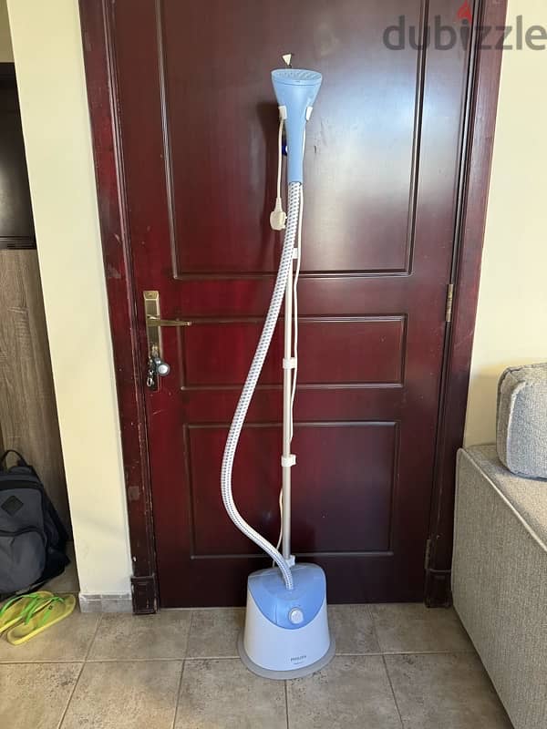 Samsung Vacuum Cleaner & Philips Garment Steamer 0