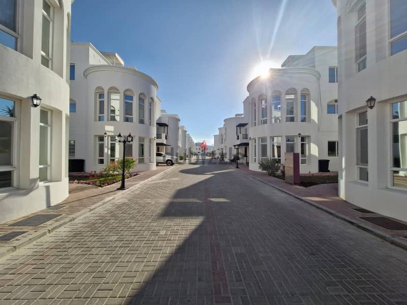 3 BR Modern Villa in Shatti Al Qurum with Shared Pool & Gym 1