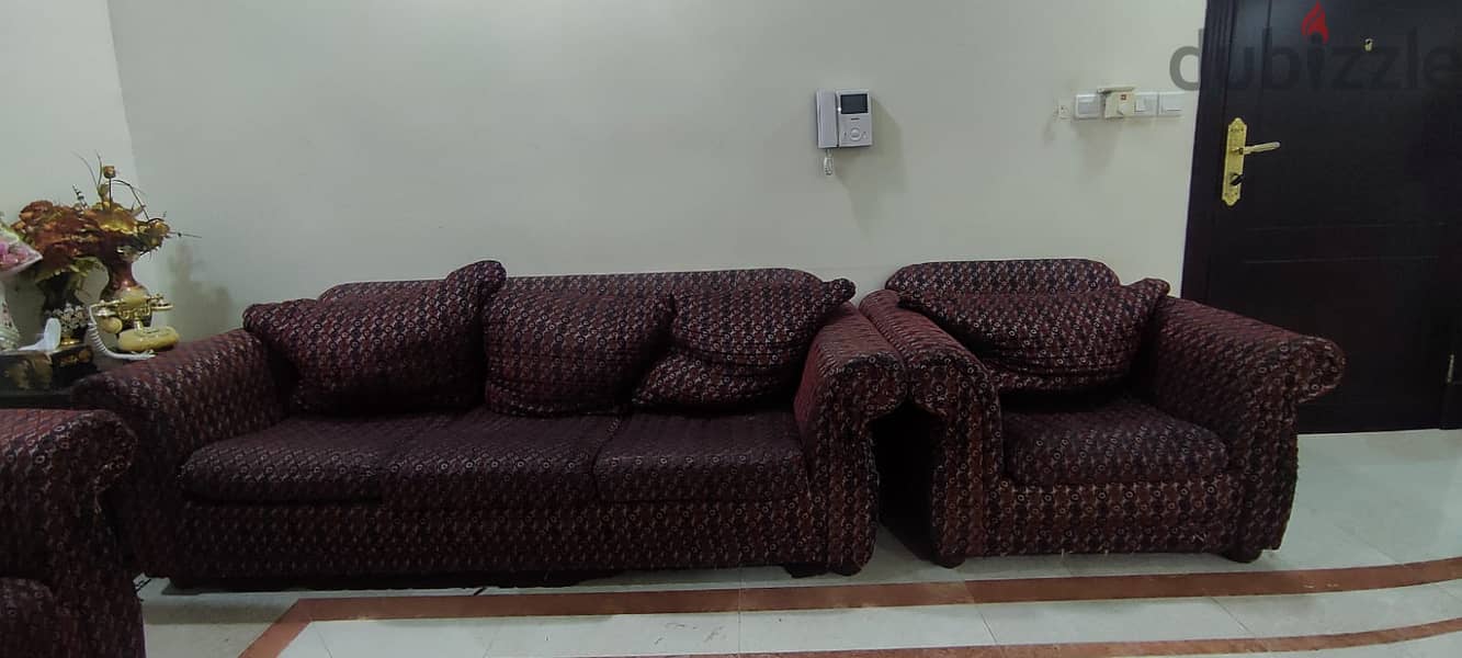 Sofa for urgent sale 1