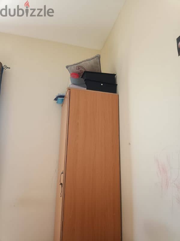 cupboard 0