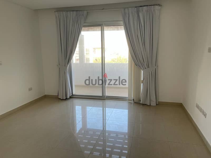 3 Bedroom Duplex For Rent in Al Mouj 12