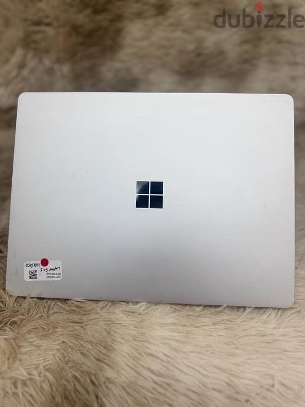 Surface laptop Go 10th  generation 1