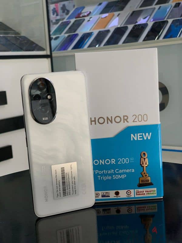 HONOR 200 256GB WHITE ONLY 10DAYS UESD. 3