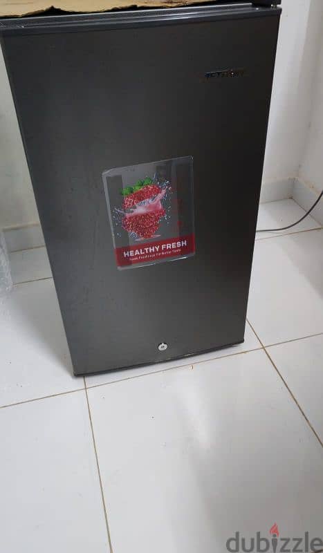 Small fridge 0