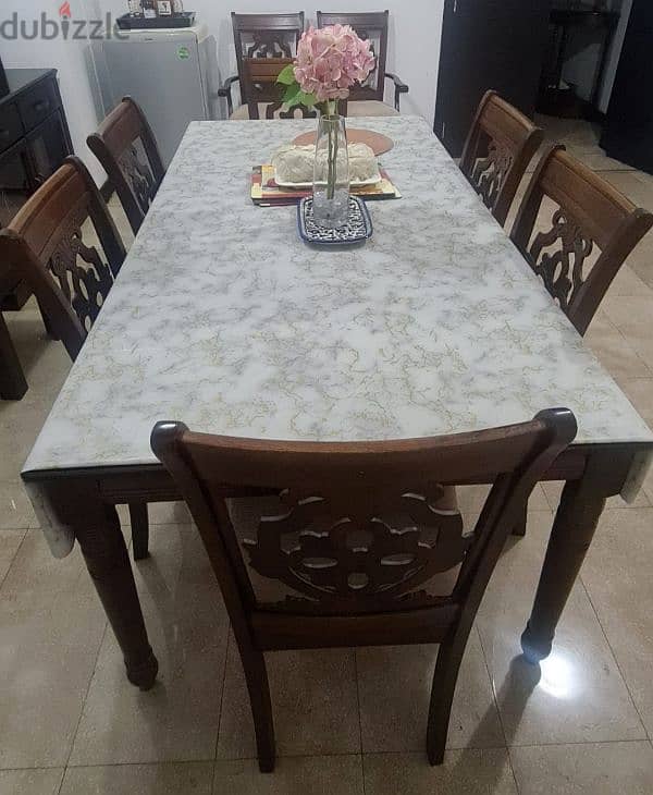 Sparingly Used 6 Seater Dining Table 0