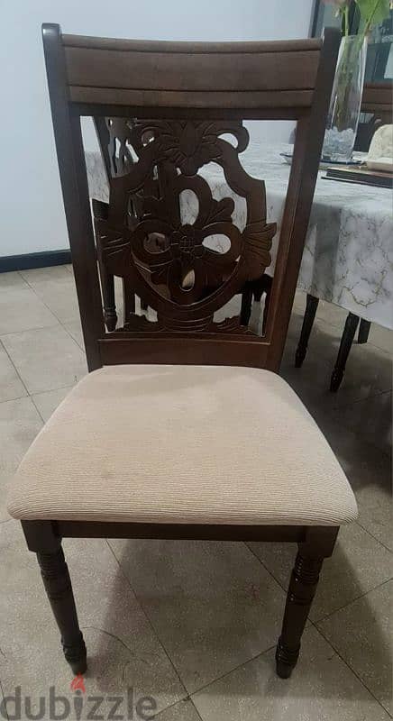 Sparingly Used 6 Seater Dining Table 1