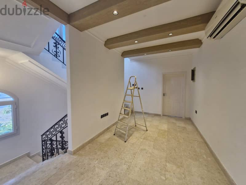 4 + 1 Spacious Villa in Al Hail North Near Al Mouj 8