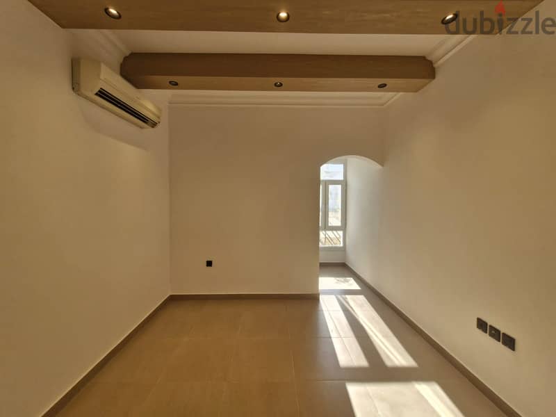 4 + 1 Spacious Villa in Al Hail North Near Al Mouj 11