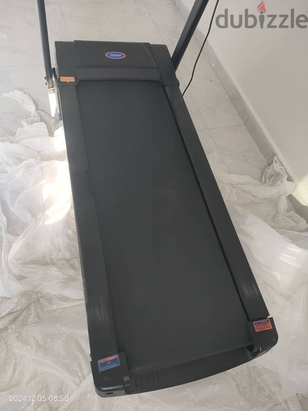 treadmill walking It's used only one month 6