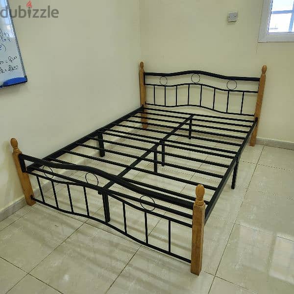 Double size bed frame 2