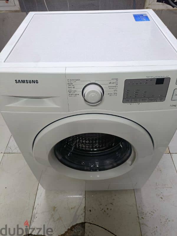 good and clean 7kg Samsung 3