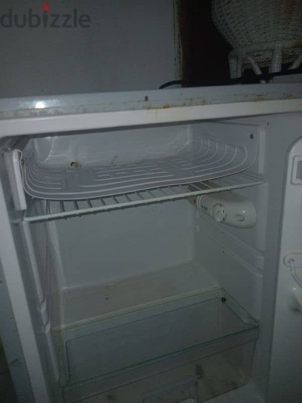 small fridge 0