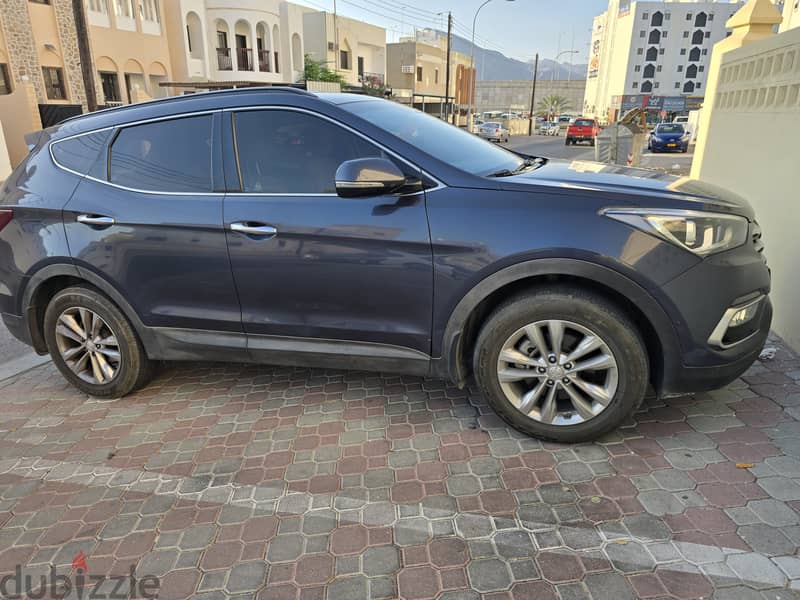 Hyundai Santa Fe 2018,2nd option, GCC spec, Excellent Co,EXPAT LEAVING 0