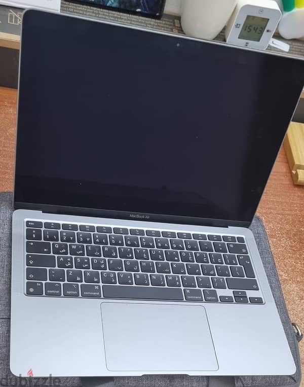 Almost NEW MacBook Air 2021 2