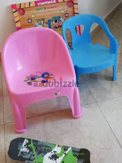 kids chairs and scater,, carromboarf