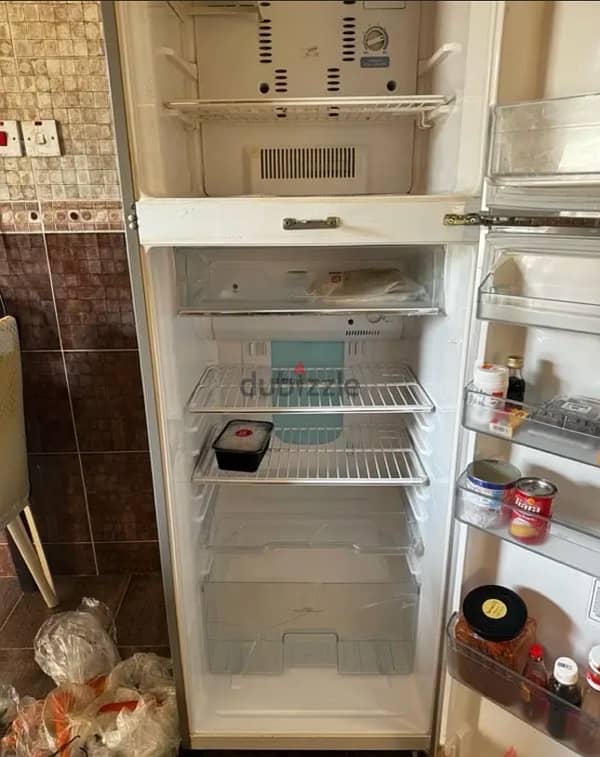 FRIDGE FOR SALE IN RUWI 1