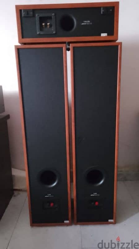 Jamo Tower speaker and Center speaker 2