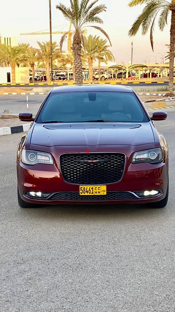 كرايسلر 300S 2021 300 S V6 0