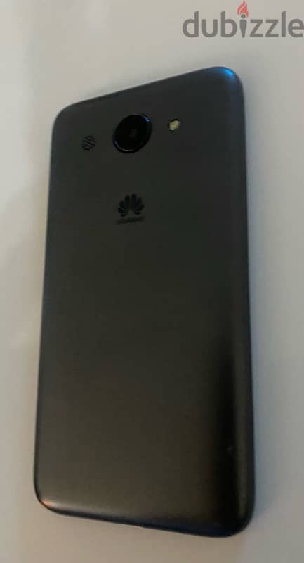 black huawei phone 3