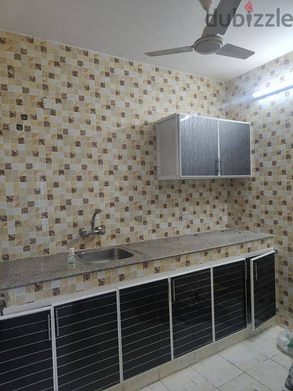 2 Bedroom Flat in Multhaka Sohar near Kuwaiti Restaurant 3