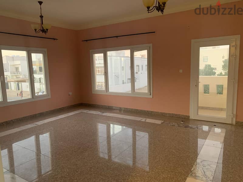 4 bhk very beautiful villa for rent located al maabella 11