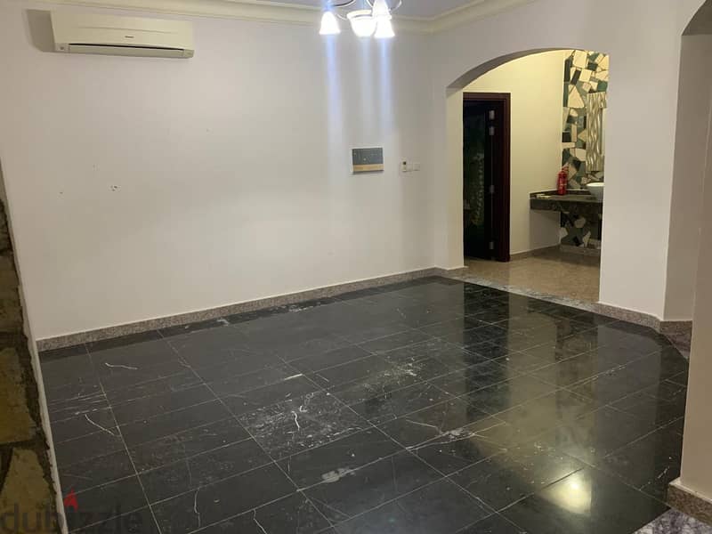 4 bhk very beautiful villa for rent located al maabella 14