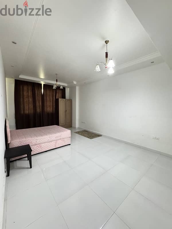 flat for rent in qurum 2 bhk 14