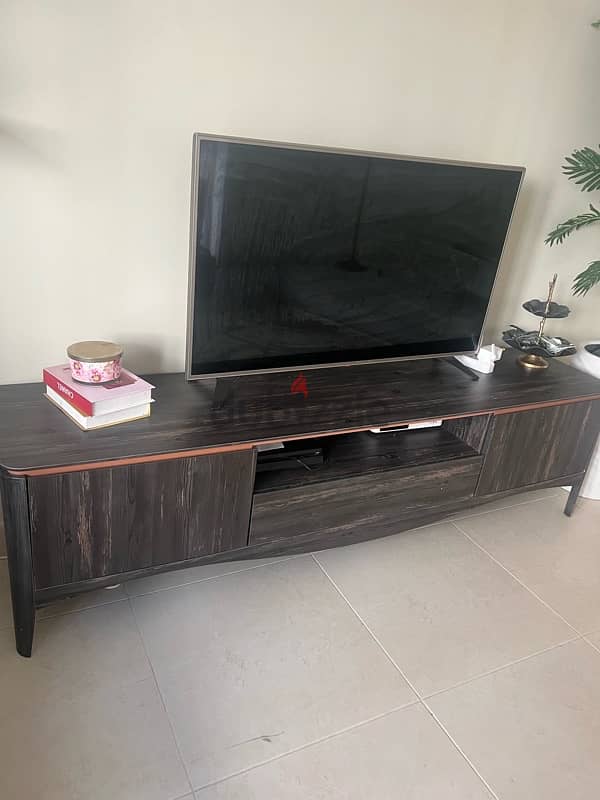 Tv units for sale 0