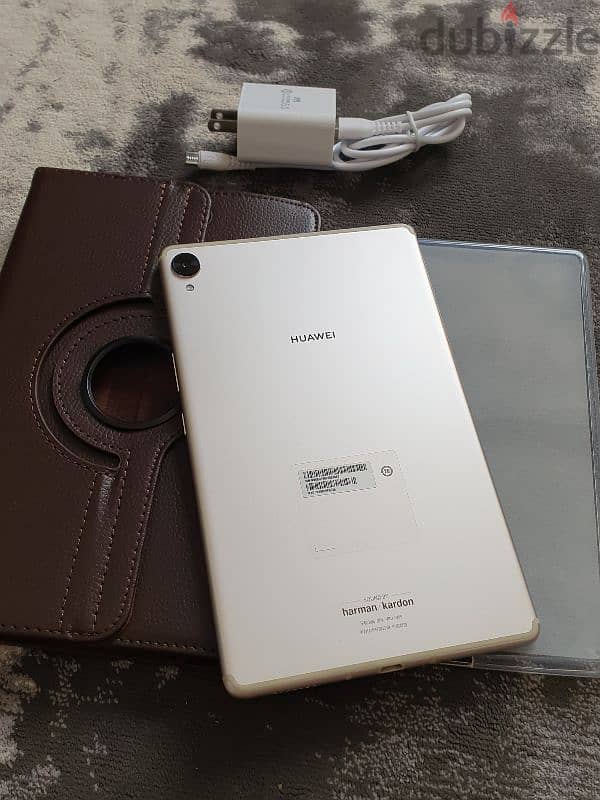 Huawei mediapad m6 8.4 64gb 4gb almost new condition 0