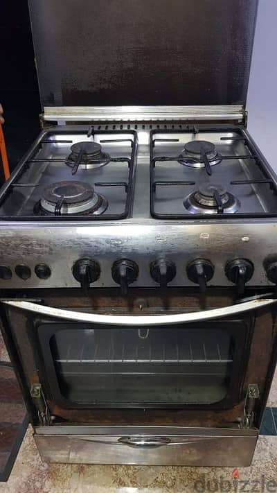 Cooking range 4 burner