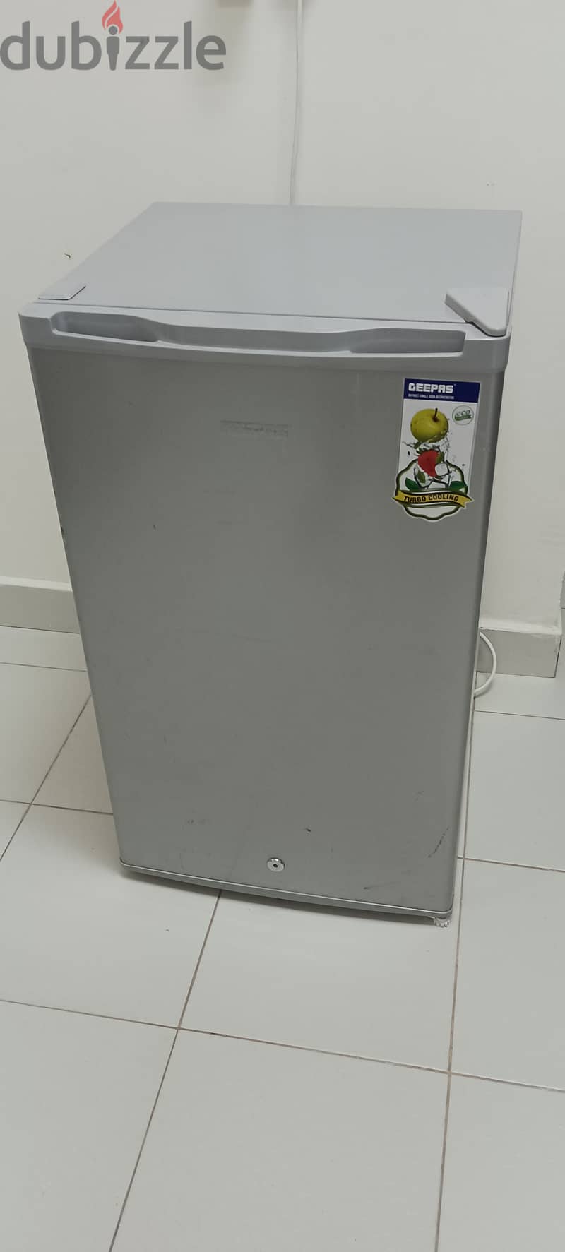 Geepas refrigerator or fridge 0