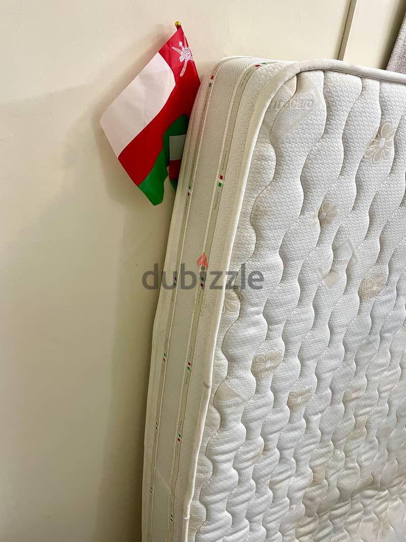 IMPORTED ITALY KING SIZE MATTRESS 200X180X21 CM 2