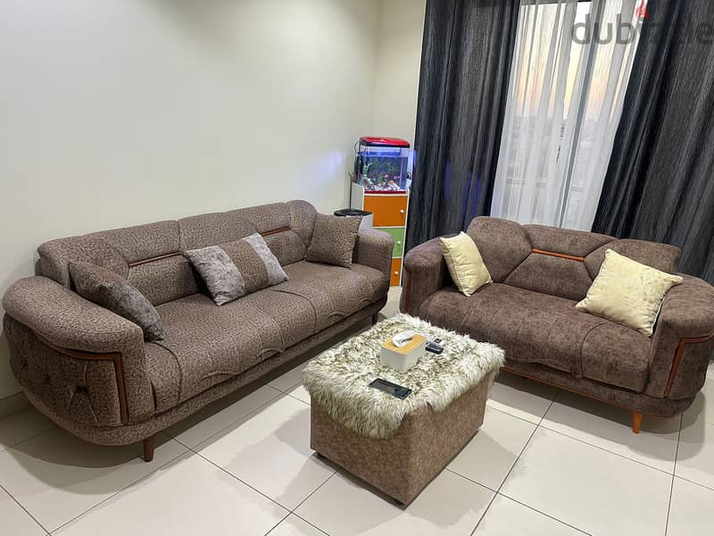 5 seater sofa bought last feb 2024 same as new 0